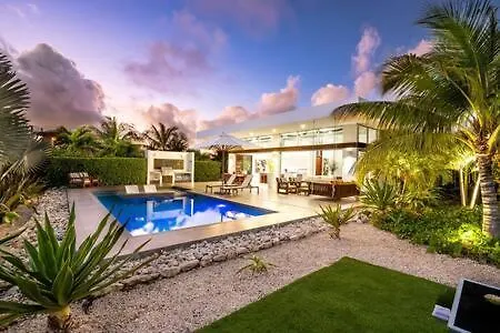 Beachside 2 Bedroom Villa With Pool And Resort Amenities - White Villas - V7 Long Bay Turks And Caicos Islands