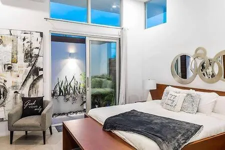 Beachside 2 Bedroom Villa With Pool And Resort Amenities - White Villas - V7 Long Bay 0*,  Turks And Caicos Islands