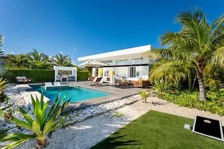 Beachside 2 Bedroom Villa With Pool And Resort Amenities - White Villas - V7 contacts
