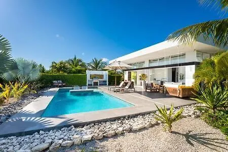 Beachside 2 Bedroom Villa With Pool And Resort Amenities - White Villas - V7 Long Bay Turks And Caicos Islands